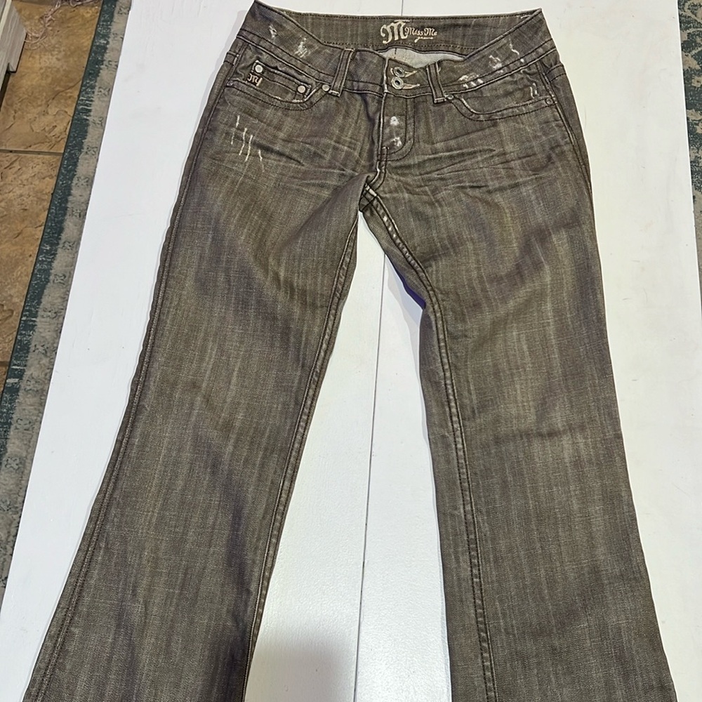 Miss Me denim women’s size 28 distressed jeans